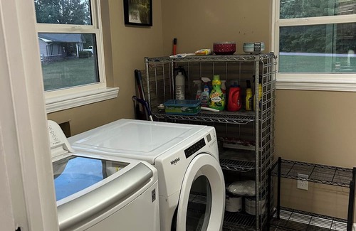 Reed Creek Apartment | Cozy 1-bedroom apartment in Hartwell with WiFi, AC, lake access. Sleeps 5.