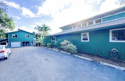 Kona Palisades Apartment | Paradise Poolside Villa