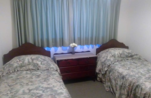 Whanganui Bed & Breakfast | City Haven, peaceful Bnb twin room close to the city