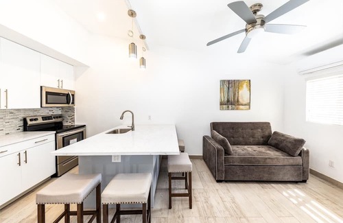 Kew Town Settlement Cabin | Caribbean Calm Getaway, outdoorLiving, Close to stunning clear water beaches