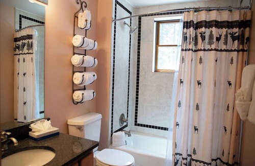 Breckenridge House | Peaceful Retreat overlooking Breck!