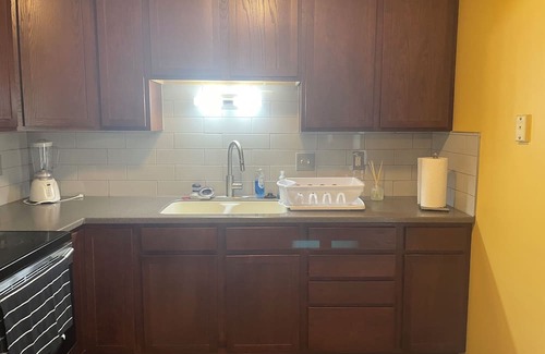 Lincoln House | Reasonable Retreat, whole house, convenient location!