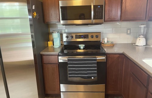 Lincoln House | Reasonable Retreat, whole house, convenient location!