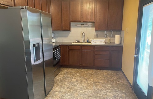 Lincoln House | Reasonable Retreat, whole house, convenient location!