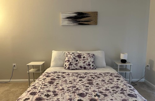 Rockville Apartment | Lovely Home by Rio Lakefront