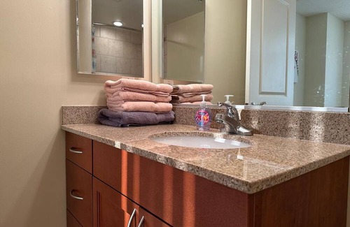 North Bethesda Apartment | Luxurious Bethesda Suite