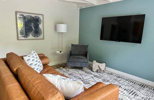 Tamalpais-Homestead Valley Apartment | Comfy 1-Bedroom Stay in Mill Valley!