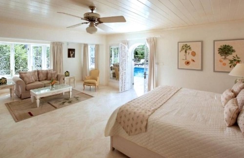 Paynes Bay Villa | 6 BR Vacation Home with Private Pool