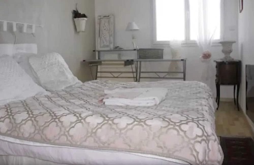 Nozay House | Homerez - Beautiful house for 2 ppl. with garden and terrace at Nozay