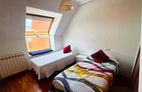 Leon Apartment | 2-bedroom apartment in fantastic León with WiFi