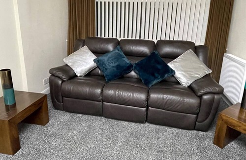 Stockton-on-Tees House | Inviting 3-Bed House in Stockton-on-Tees