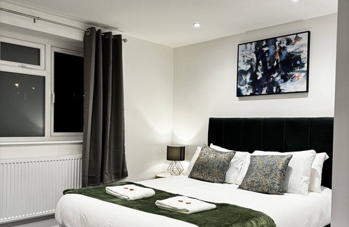 Elmbridge Apartment | Desford Delight: Modern 1Bedroom Apt