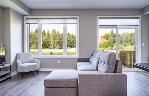 The Blue Mountains House | Blue Mountain Village | BRAND NEW Townhouse