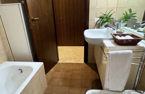 Certosa Apartment | Green House apartment in private park