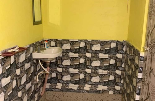 Diamond Harbour Cottage | Holud Pakhi