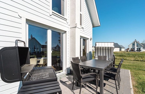 Olpenitz House | Snorri´s Stuga - Freistehendes Haus, Infrarot-sauna, Kamin, Badewanne, Terrasse