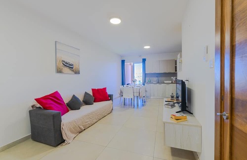 Qawra Apartment | Brand New Modern Bright 3 Bedroom 2 Bathroom Apartment C12