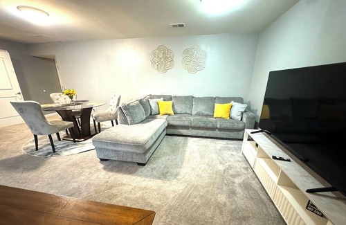 Smyrna House | @Nyumbani 254. Remodeled house, close to great restaurants with working space