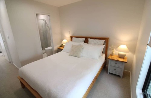 Mount Albert House | Modern Mt Albert Townhouse