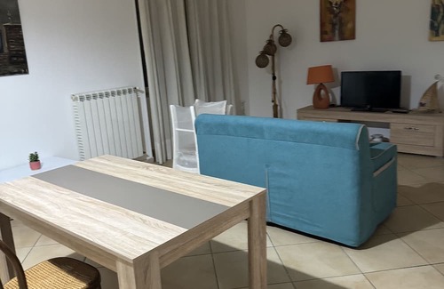 Santa Maria Capua Vetere Apartment | Accogliente Appartamento nei Pressi Della Stazione Ferroviaria e dal Centro