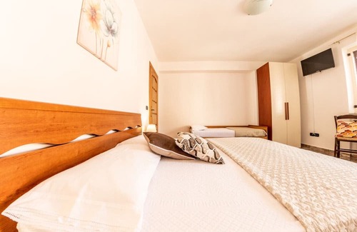 Ceraso Bed & Breakfast | Profumi del Borgo - Tripla