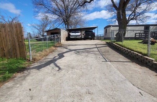 Del Valle Apartment | Green Haven Studio near ABIA COTA Austin SXSW Airport F1