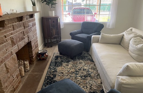 Camelback East House | 2 bd/2 bath House Arcadia, near Old Town Scottsdale, Downtown Phoenix, Airport