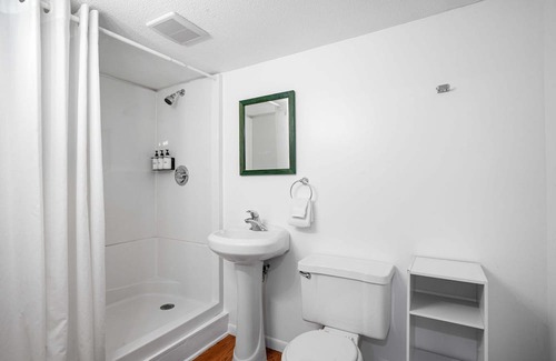 East Jordan Hotel | South Arm Retreats