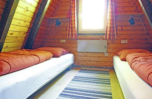 Untervalme House | Charming holiday home near the ski area