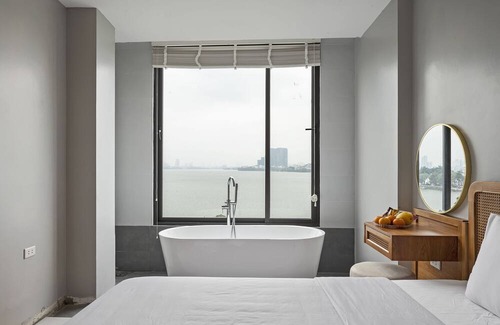 Thuy Khue Hotel | Lakeview Residence Hotel