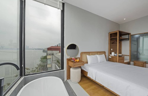 Thuy Khue Hotel | Lakeview Residence Hotel