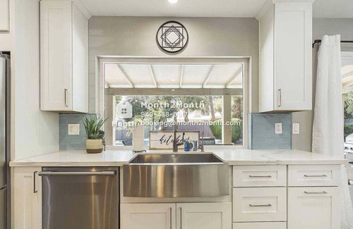 Raskin Estates House | Breeze Retreat on Eugie Terrace #42045