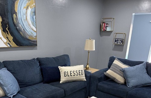 Cape Coral House | Blue Oasis Escape, Very Spacious Sleeps 6 W/ Pool, High speed Wi-Fi