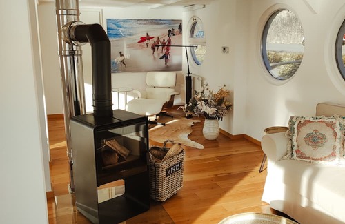 Golzheim Apartment | Houseboat for 4 guests with 75m² in Düsseldorf (246309)