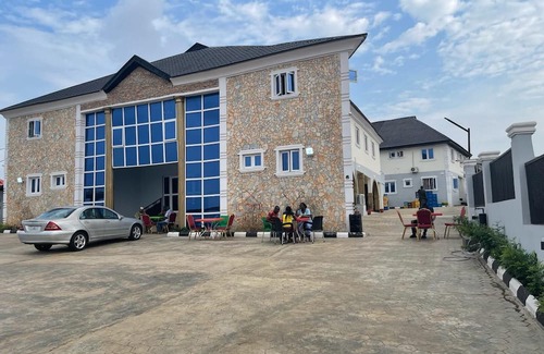 Osogbo Hotel | D Royale House