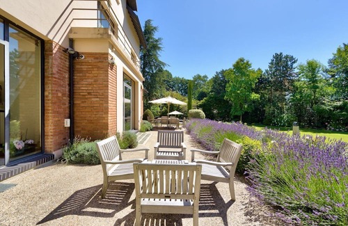 Garches Villa | Vrbo Property