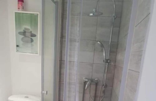 Mesnil-Sellieres House | Petit Logement Indépendant - Calme Avec Cour Sécurisé - 10 Minutes de Troyes
