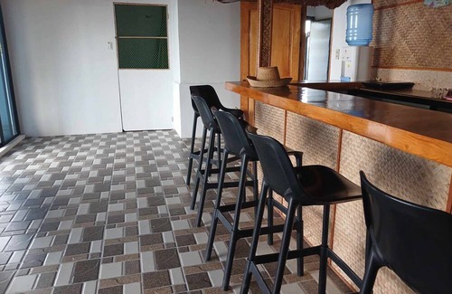 Panglao Apartment | Penthouse Style Apartment Seaview & Beach (2-7 pax)