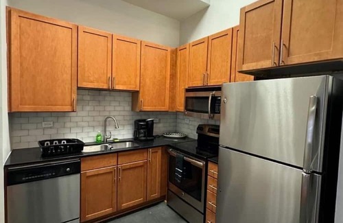 Central Business District Apartment | Bourbon Street Condo