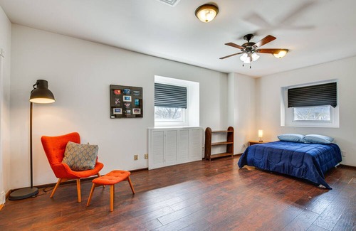 Wheeling Condo | Historic Wheeling Condo w/ Fireplace Near Museums!