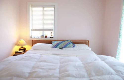 Clearwater Beach House | Sun Drenched East Hampton Springs Retreat with Private Beach Pass