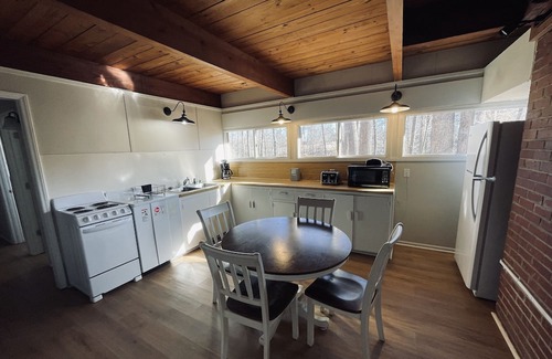 Clemmons Cottage | Escape to our cozy cottages nestled in Tanglewood Park's peaceful woods