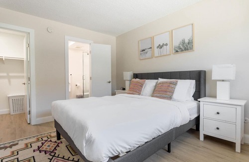 Torrance Apartment | Amazing Torrance 3BR, nr Beaches, Hospital & Dining, by Blueground
