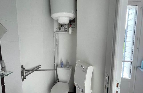 Huille Apartment | Homerez - Beautiful studio for 3 ppl. with garden and terrace at Durtal