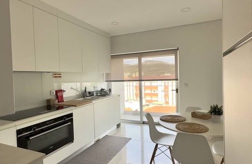 Peso da Regua Apartment | Douro Escape - Riverfront Apartment
