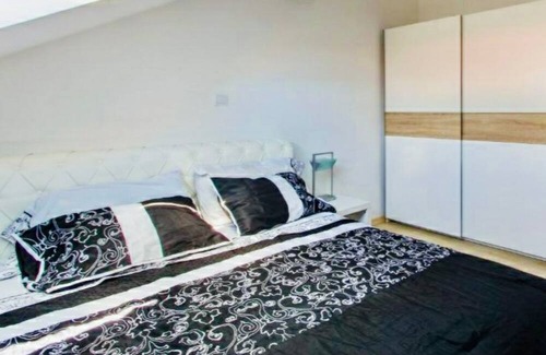 Lapad House | Beach house with large terrace, balcony