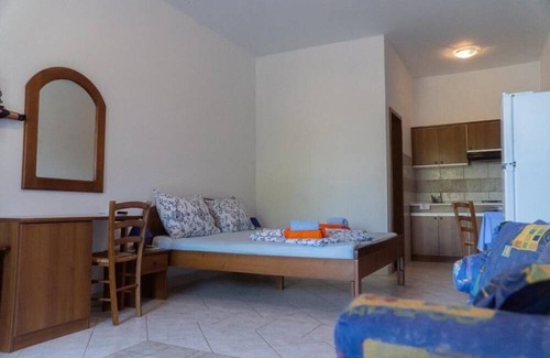 Pavicini Apartment | Apartments and Rooms Villa Chiara (98321-A1) - Krnica (Pula)