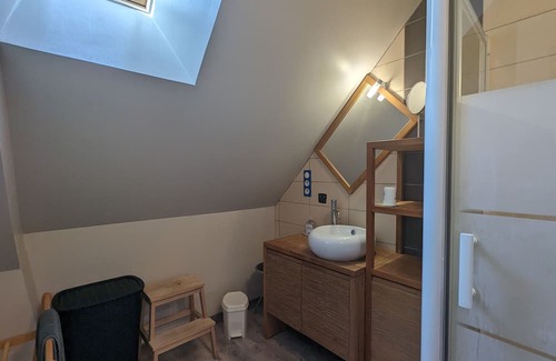 Neuvy-Saint-Sepulchre Bed & Breakfast | Guestroom Neuvy-Saint-Sépulchre, 3 bedrooms, 6 persons