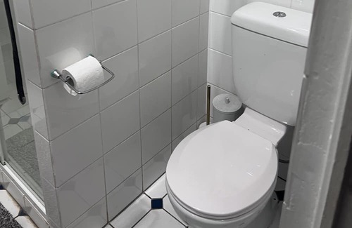 Howard Springs Apartment | Tropical Rural Darwin - 1br with private pool and private bathroom