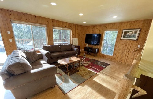 Upper Kingsbury House | Mountain Chalet Near Heavenly! Hot tub, cold plunge, sauna